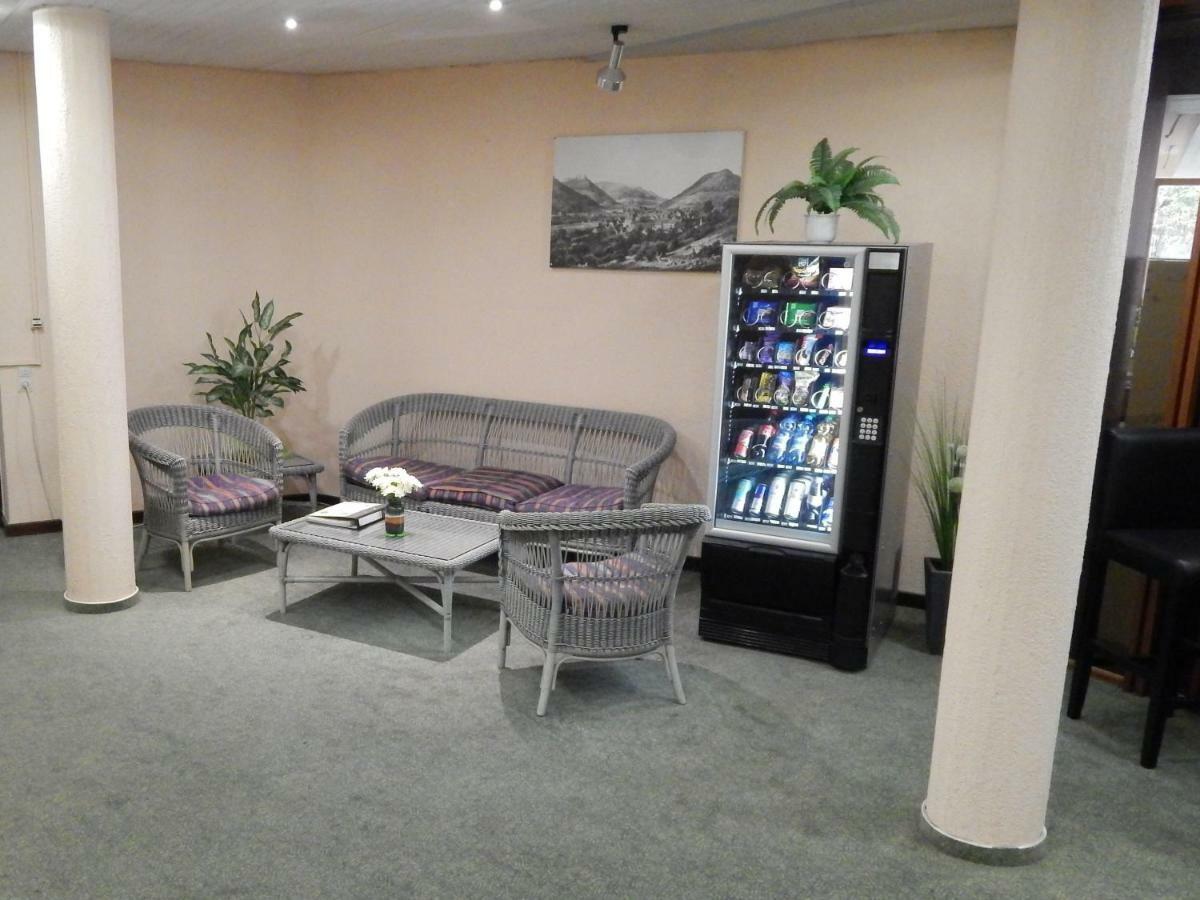 Free Apartment - Bei Den Thermen Bad Urach Luaran gambar